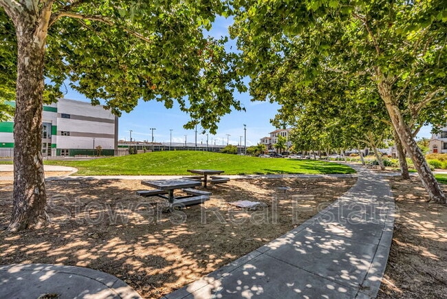 Building Photo - 3620 Finnian Way