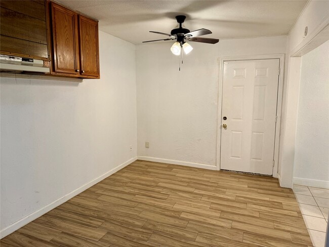 Building Photo - 10618 Leitrim Way