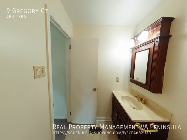 Building Photo - Single Home in Holiday Park of Hampton for...