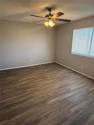 Building Photo - 3402 Green Hill Dr