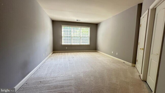 Building Photo - 1354 Lewinsville Mews Ct