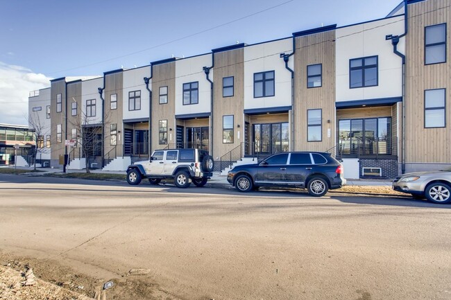 Building Photo - New Construction 3 Bedroom Townhomes with ...