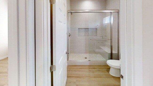 Building Photo - Cozy 4BD/2BA House on Gary with Beautiful Yard