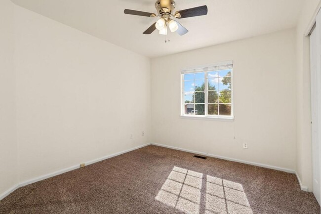 Building Photo - 5743 Snow Mesa Ct