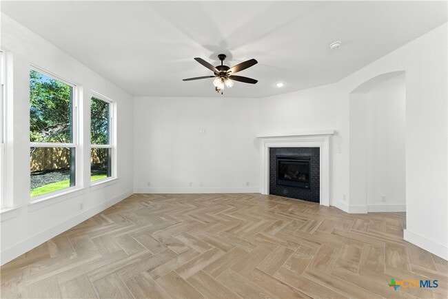 Building Photo - 1057 Easy Gruene