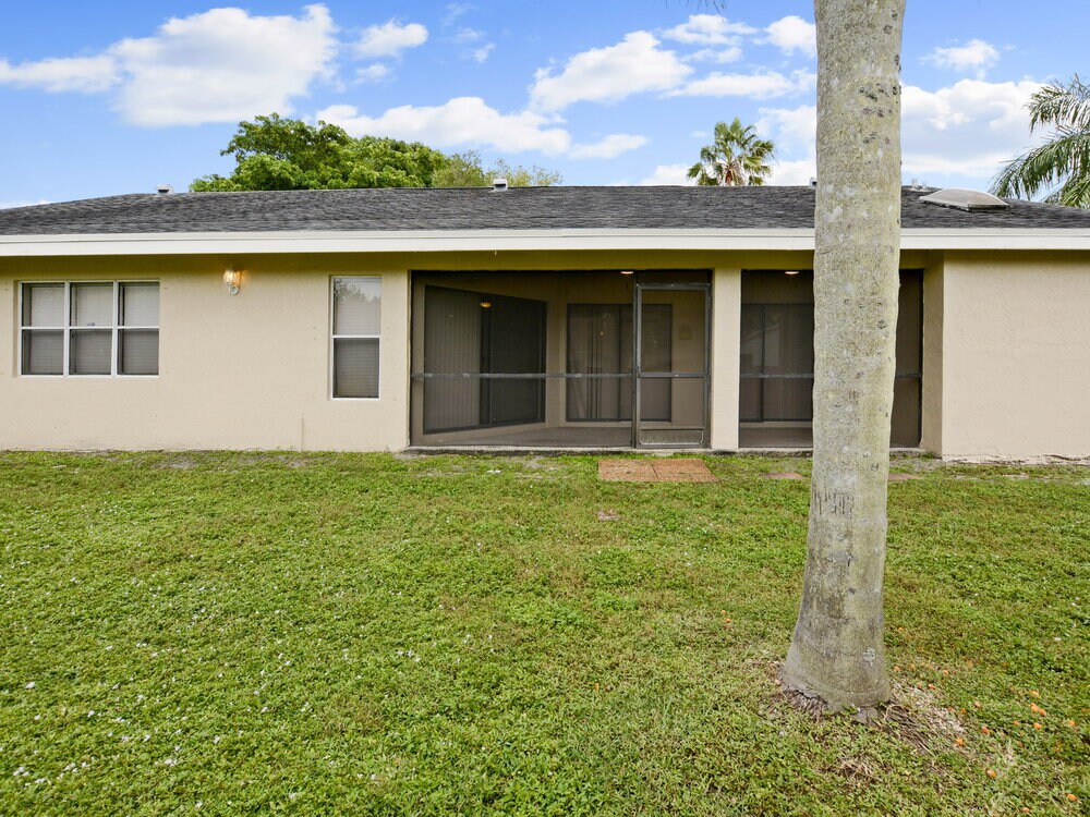Building Photo - 4462 NW 113th Ln