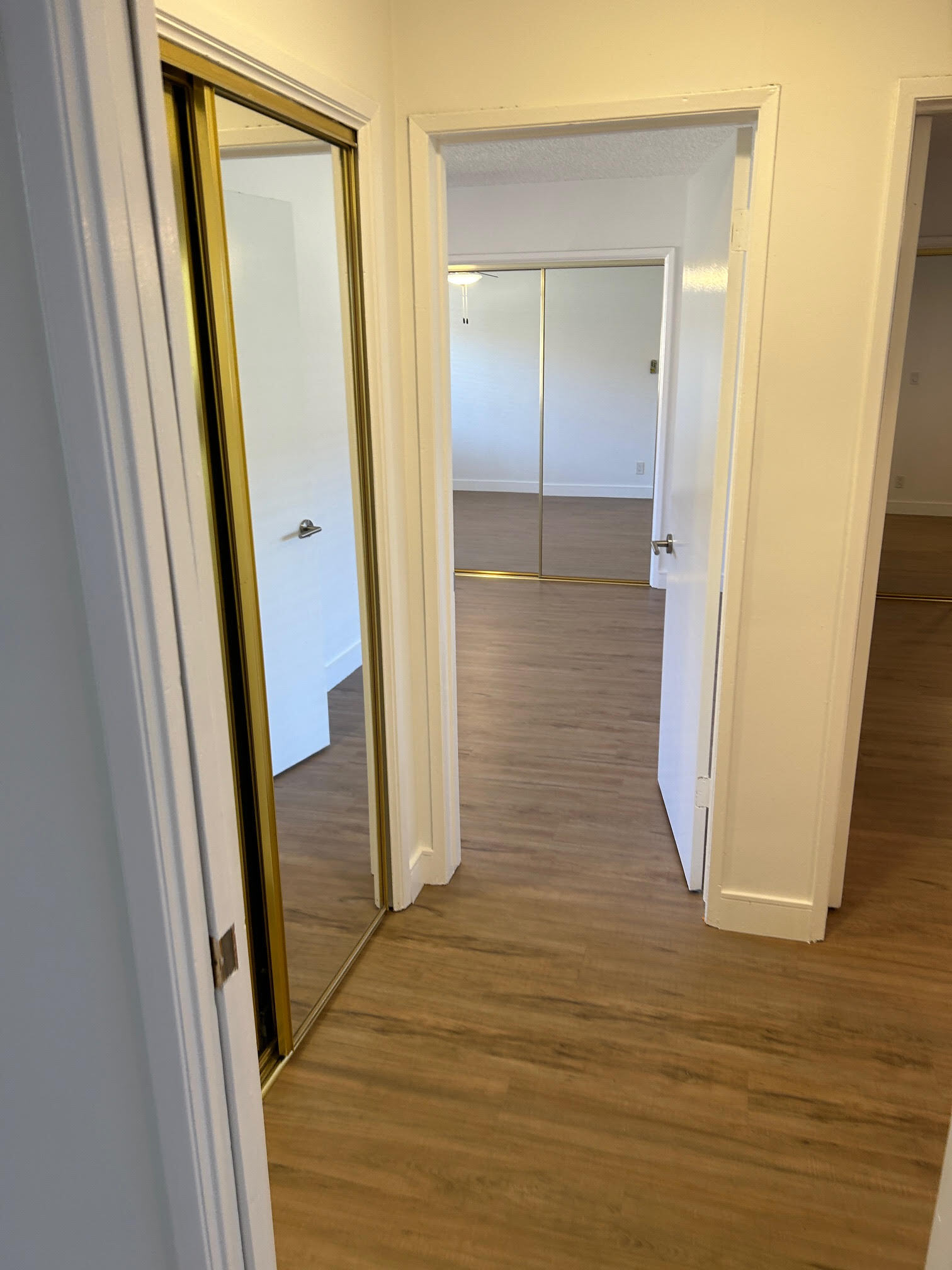 Building Photo - 416 N Kenwood St