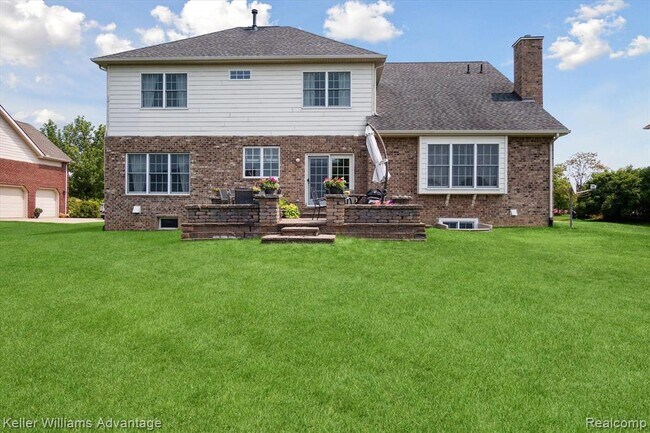 Building Photo - 24323 Bellingham Dr