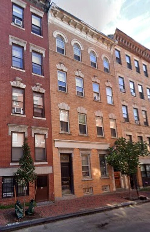 Building Photo - 88 W Cedar St