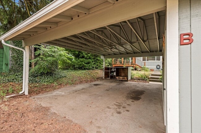 Building Photo - 15824 9th Ave SW