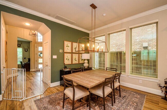 Building Photo - 3407 Mapleshire Dr