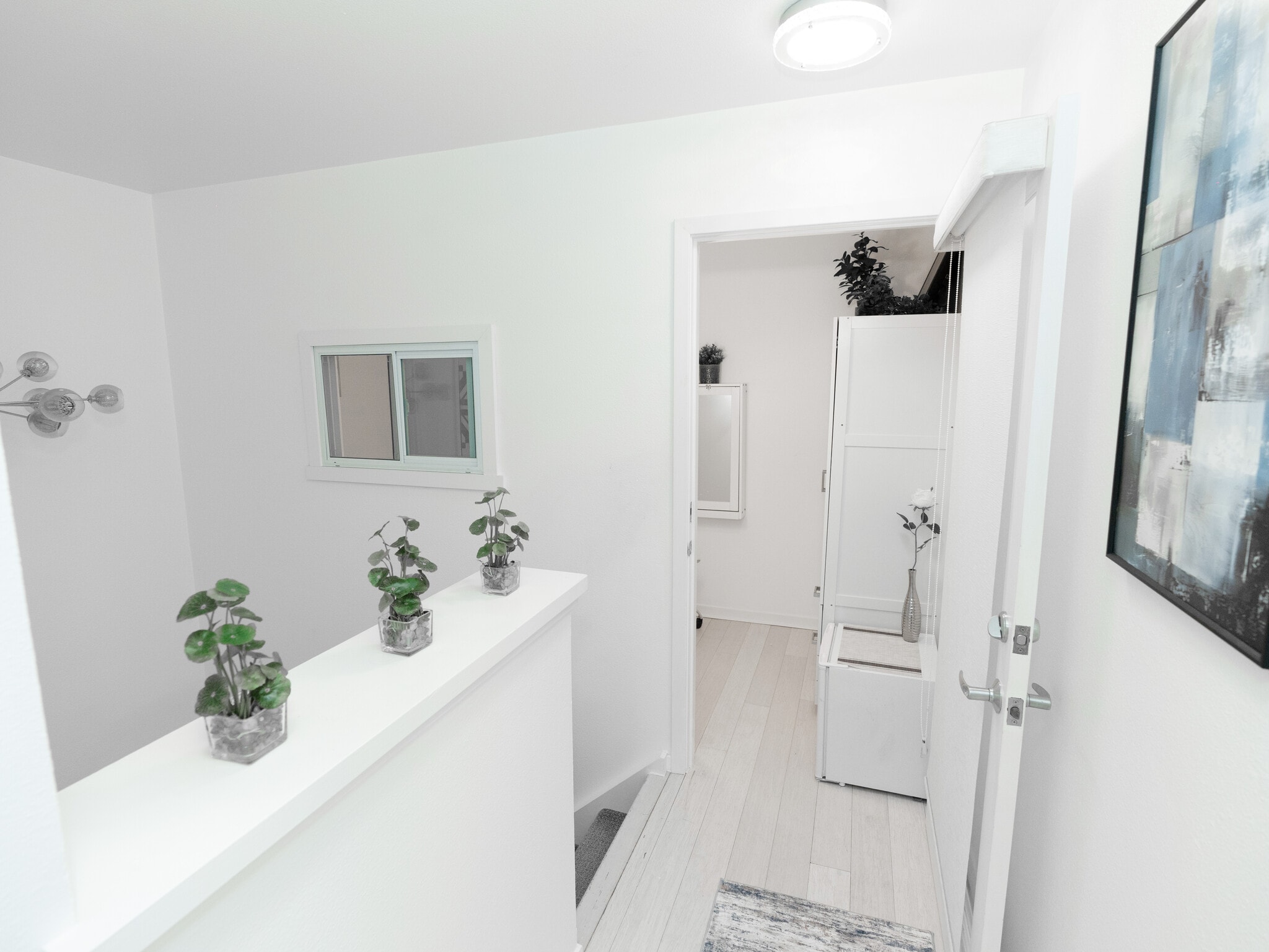 Building Photo - 88 King St