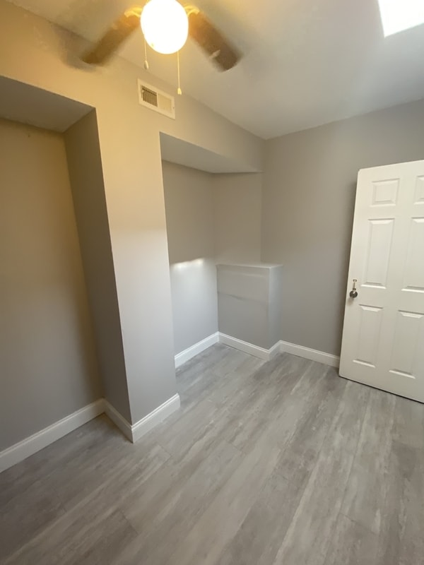 Building Photo - 424 Ilchester Ave