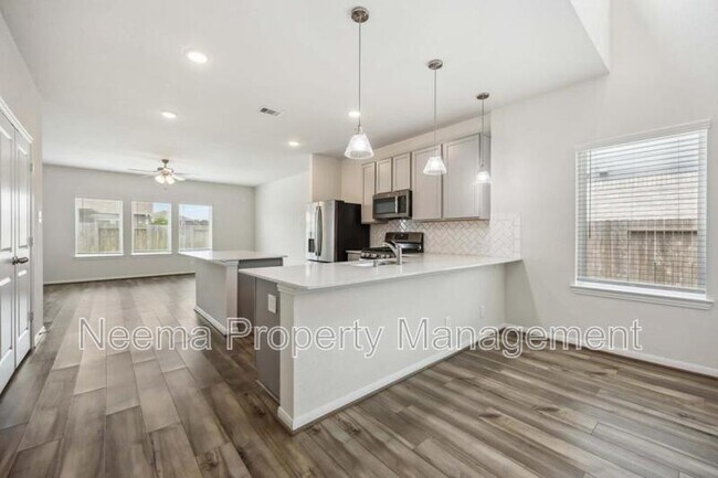 Building Photo - 20983 New Proper Dr