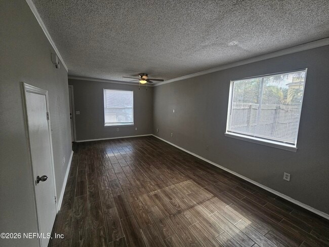 Building Photo - 2200 Marsh Point Rd