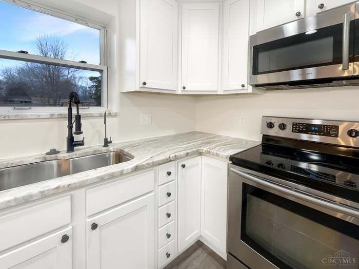 Building Photo - 4705 Beechwood Rd