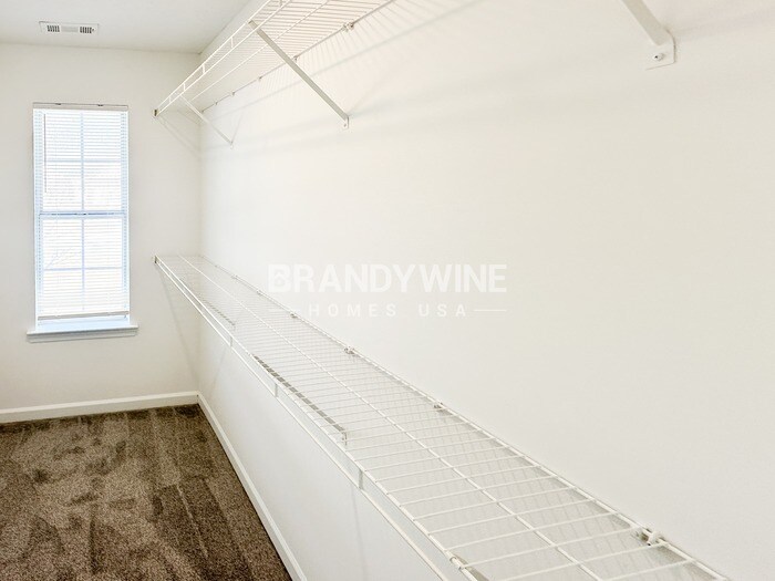 Building Photo - 5210 Summer Brooke Ct