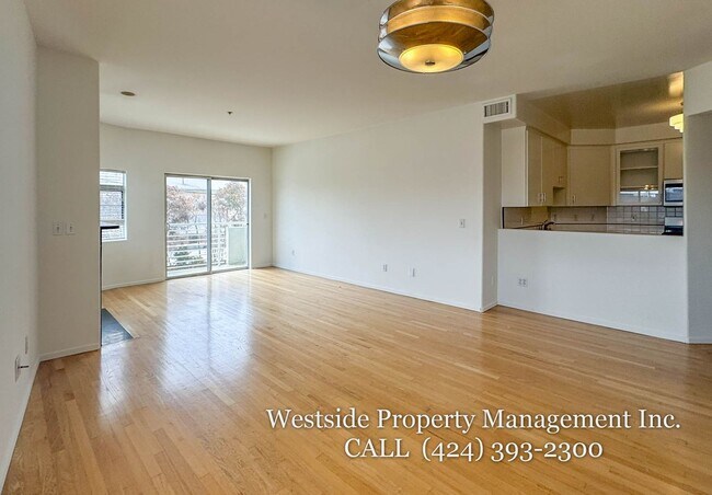Primary Photo - 127-133 S. Flores St.-2F