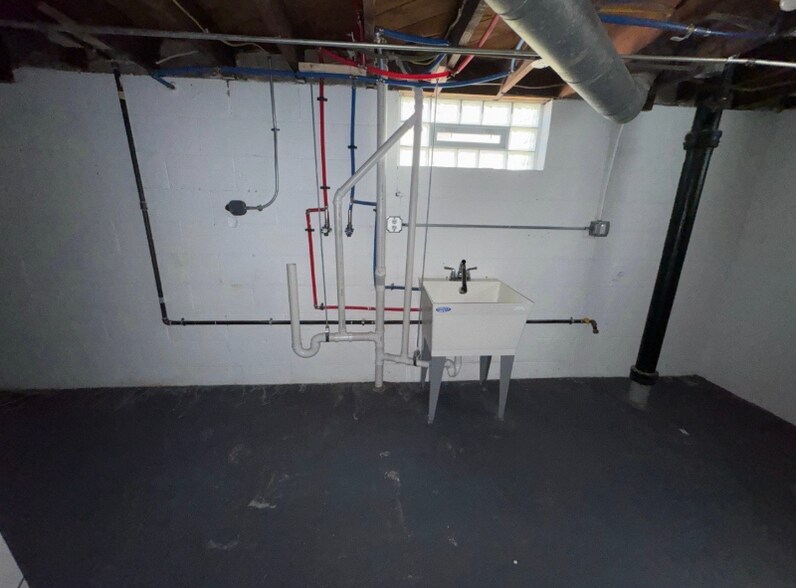 Building Photo - 4508 S Burrell St