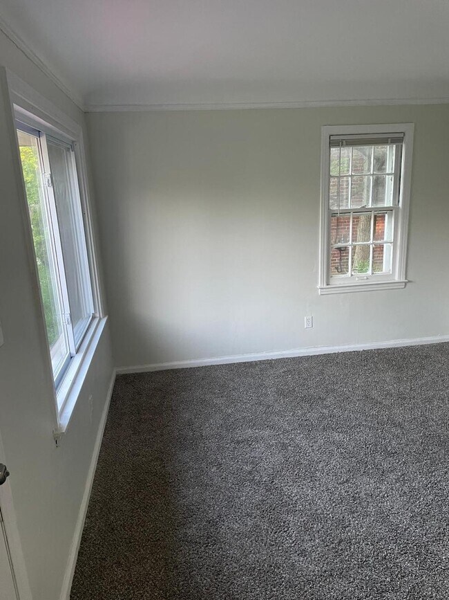 Building Photo - 6011 Oldtown St