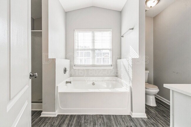 Building Photo - 2817 Windsor Forrest Ct