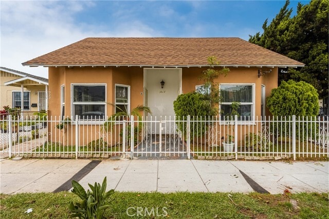 Building Photo - 1521 Junipero Ave