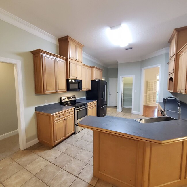 Building Photo - Southern Comfort Living: Elegant 3BR/3BA H...