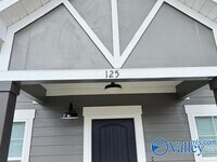 Building Photo - 125 Foster Wy Dr