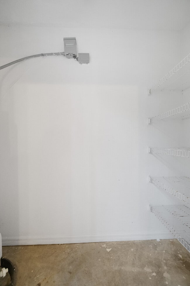 Building Photo - 18505 Pebble Lake Ct