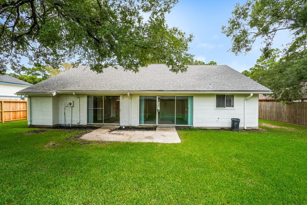 Building Photo - 910 Companion Dr