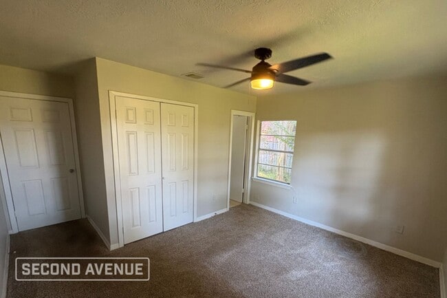 Building Photo - 2923 Ebbtide Dr