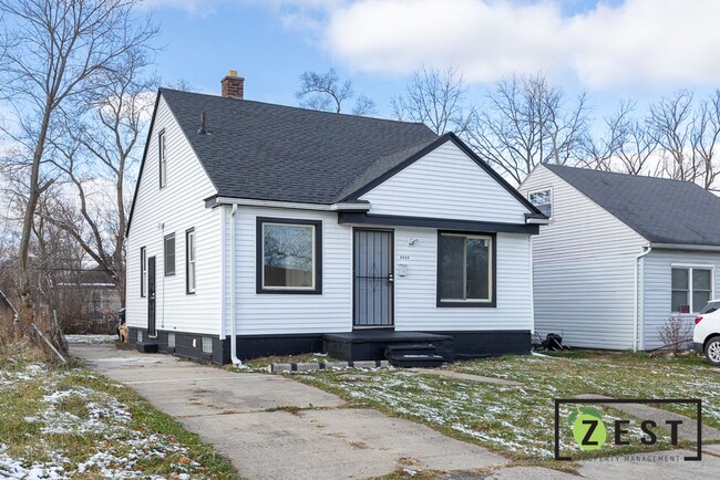 Building Photo - OPEN HOUSE SATURDAY JANUARY 4th 2:00pm to ...