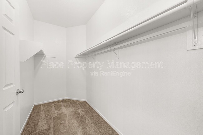 Building Photo - 6223 Avenida De Las Vistas