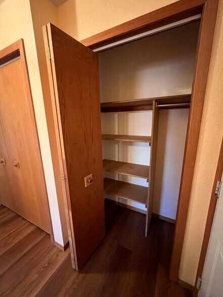 Pantry off kitchen hallway/garage entry - 507 Chipeta Trl