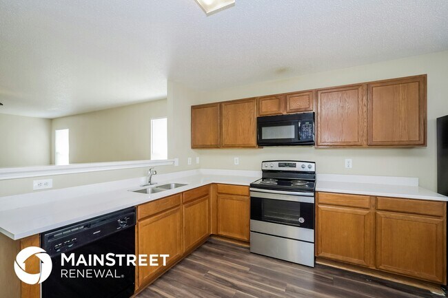 Building Photo - 16201 Blanco Ln