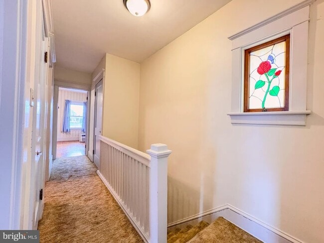 Building Photo - 2203 Fairview Ave