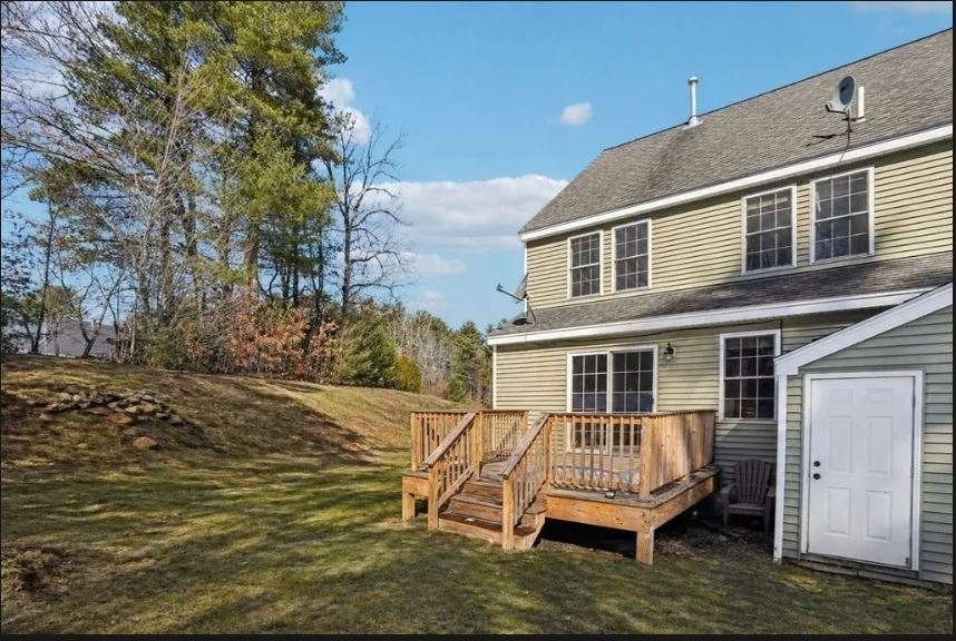 Building Photo - 18 Alden Dr