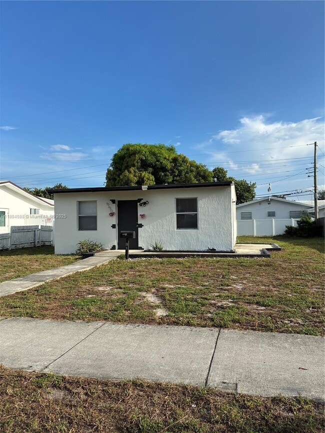 Building Photo - 550 NW 15th Ct
