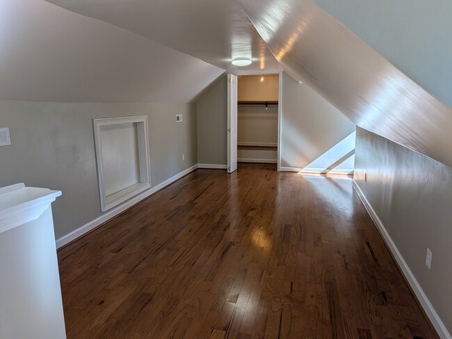 Building Photo - 3477 E Bonner Dr