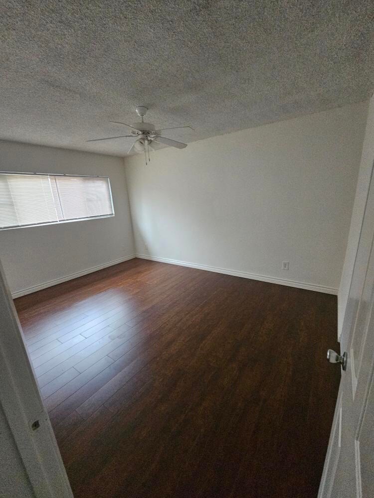Room 1 - 9029 Orion Ave