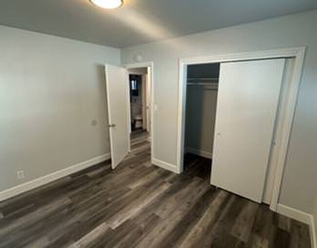Building Photo - 2BR/1BA Duplex Near Japantown & Downtown S...