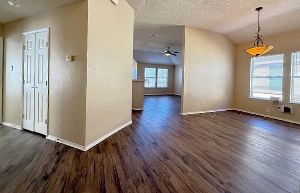 Building Photo - 1107 Alexandria Dr