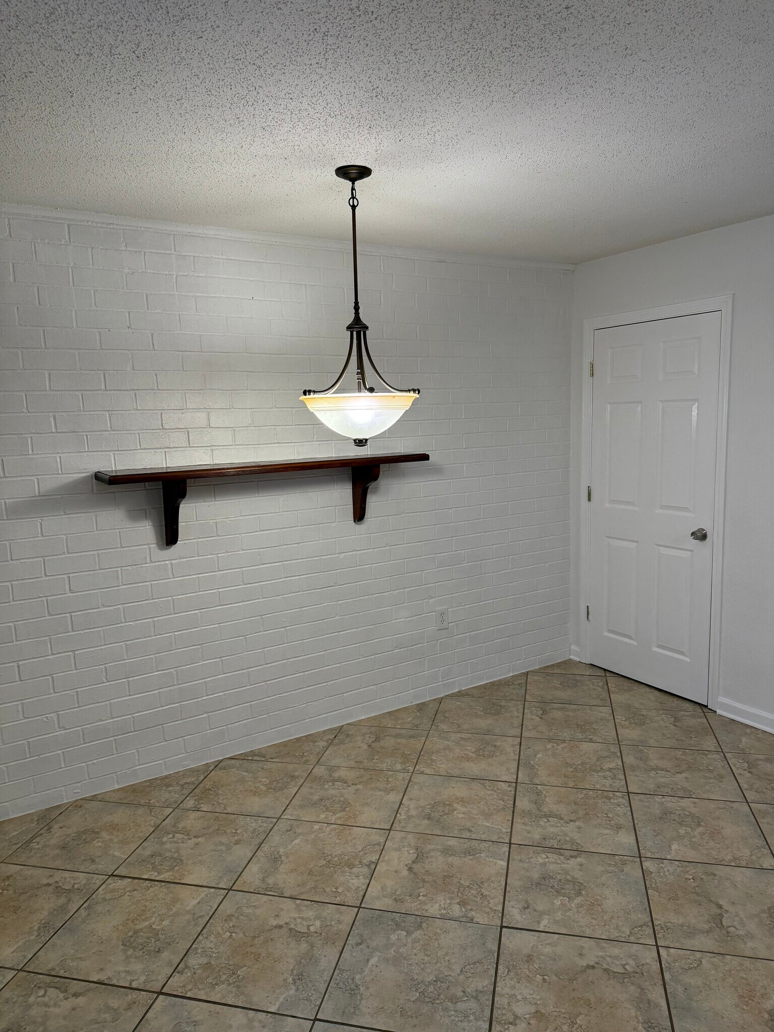 Building Photo - 1240 Avenue A