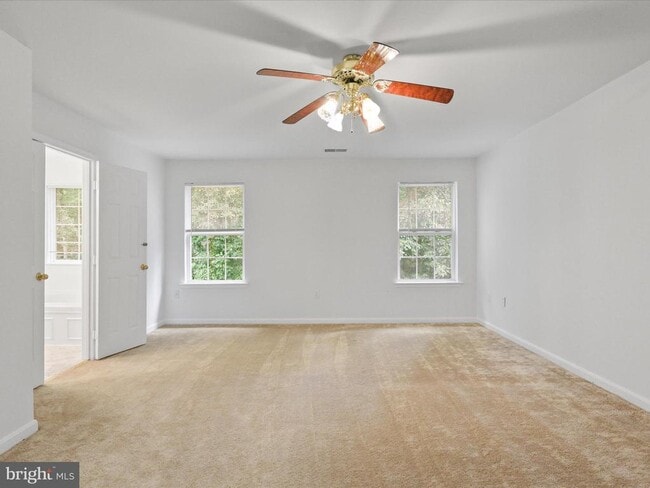Building Photo - 7700 Shadowcreek Terrace