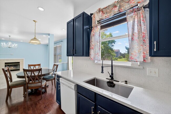 Building Photo - 2743 Rourke Dr