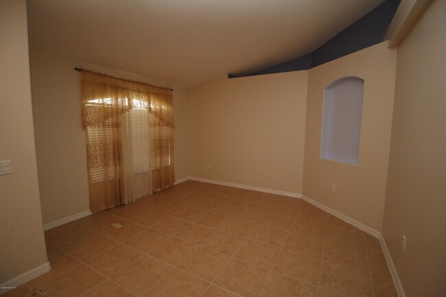 Building Photo - 2891 Felda Ave