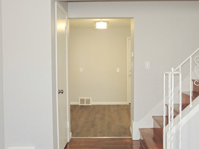 Building Photo - 710-712 E. 222nd St.