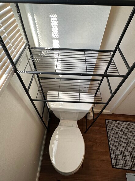 Building Photo - 134 Sherman St