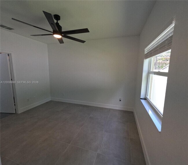 Building Photo - 1211 SW 84th Terrace