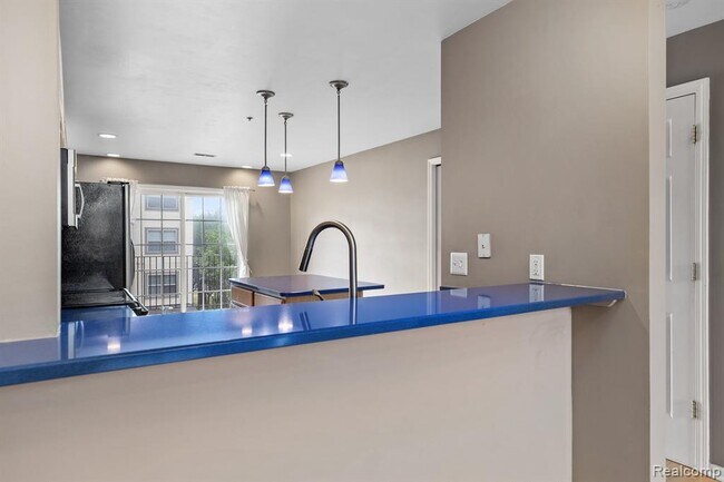 Building Photo - 3292 Newbury Pl